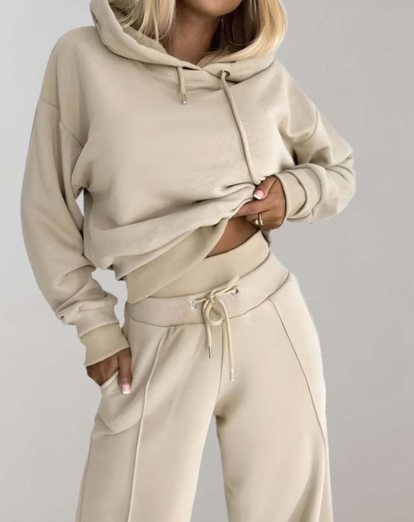 Set | Hoodie & Joggers Two-Piece Loungewear