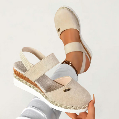 Women's orthopedic cushioned-support sandals in beige
