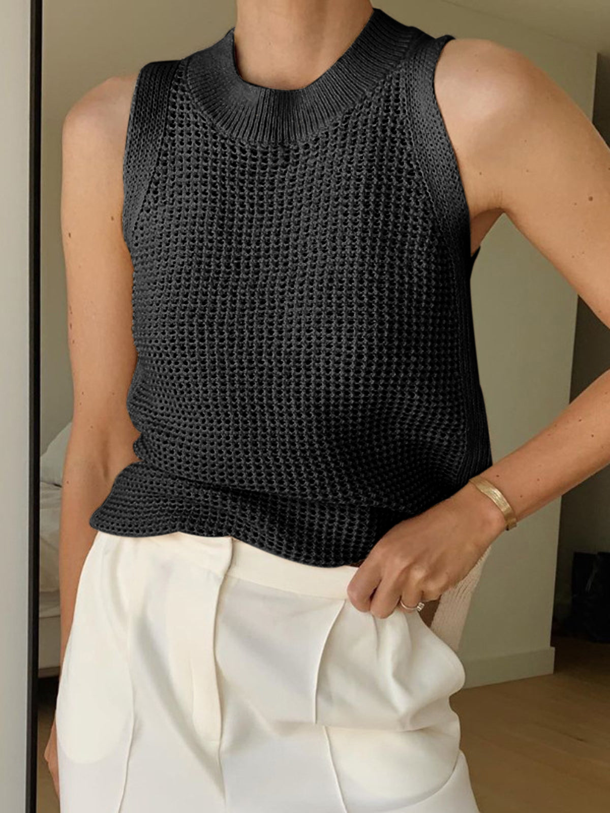 Women's Tank Top | Knit Cut-Out Sleeveless Top