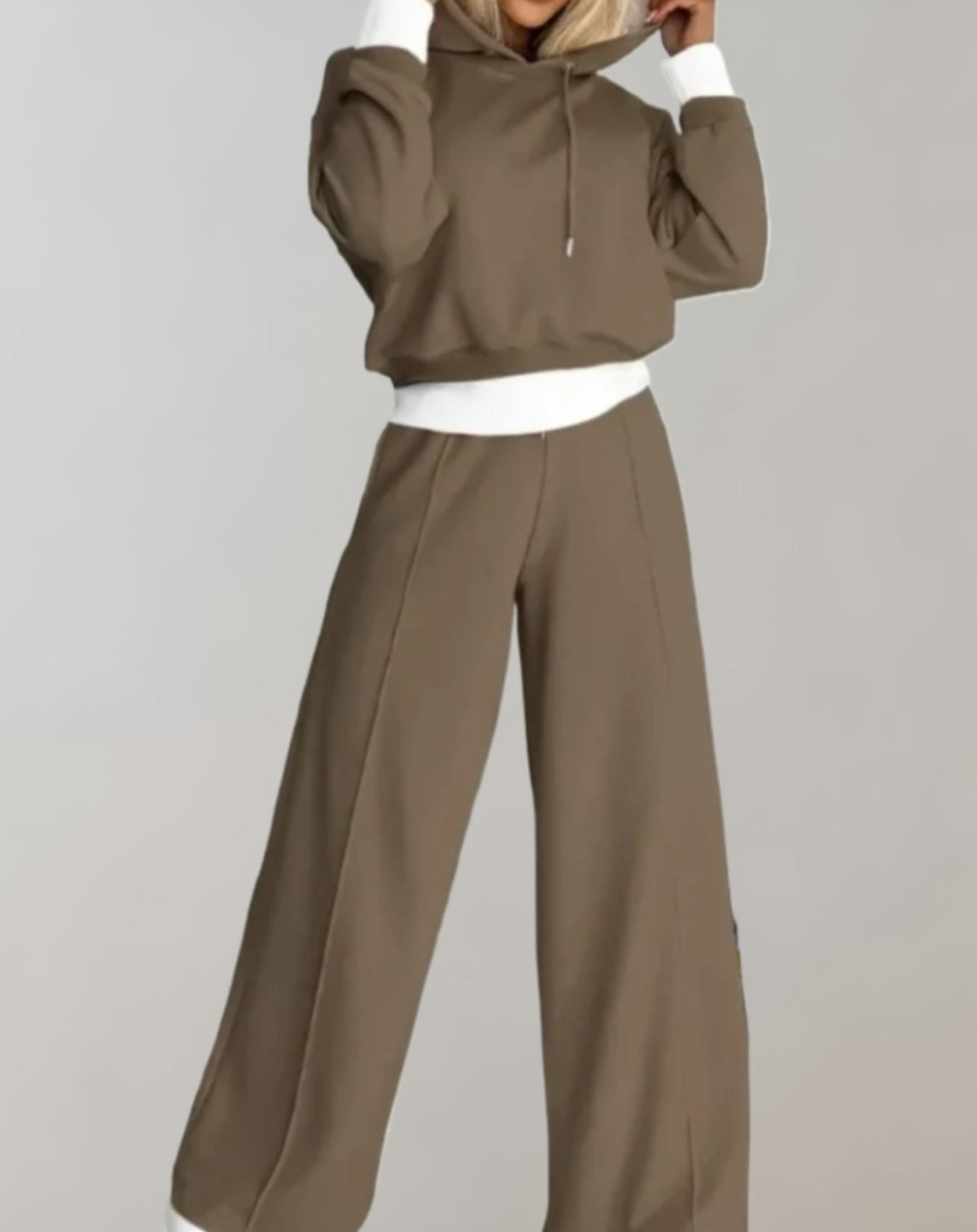 Set | Hoodie & Joggers Two-Piece Loungewear