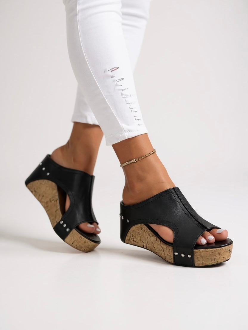 Women's slide wedge sandals in black