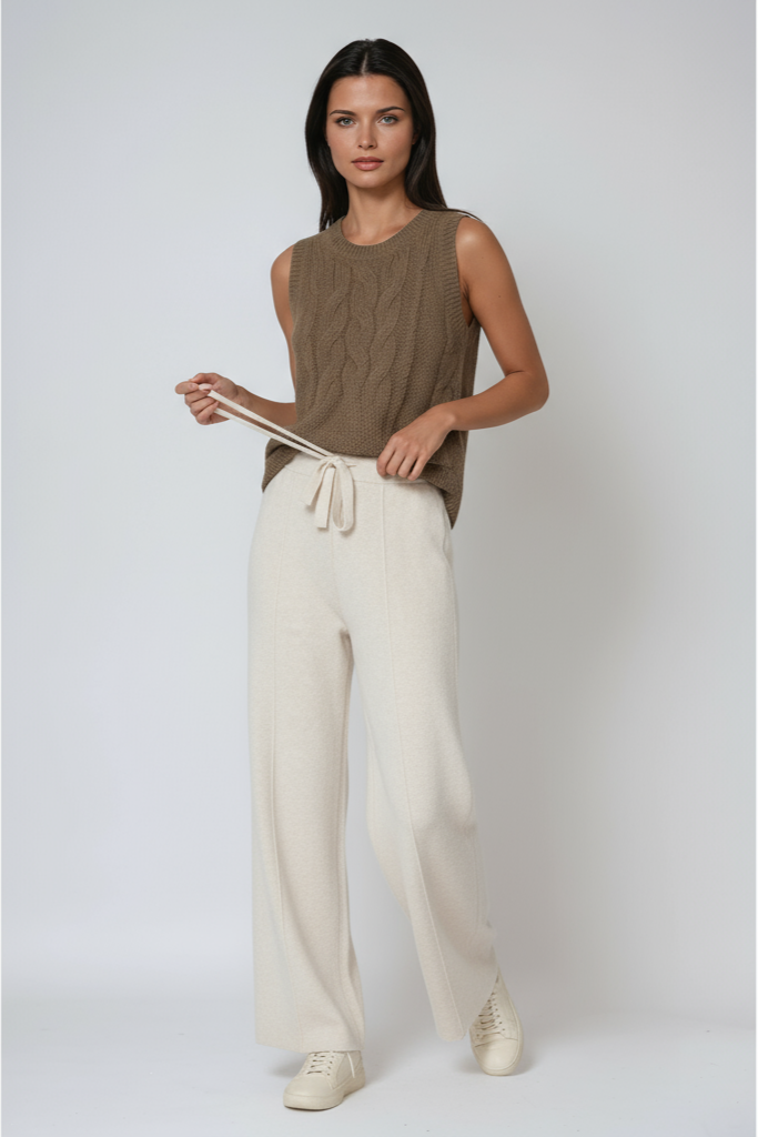 Women's cotton knit drawstring trousers in a relaxed fit