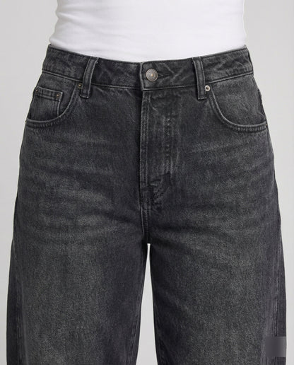 Barrel Jeans | Mid-Rise Relaxed Denim