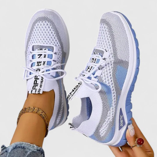 Women's lightweight comfort-support sneakers in blue