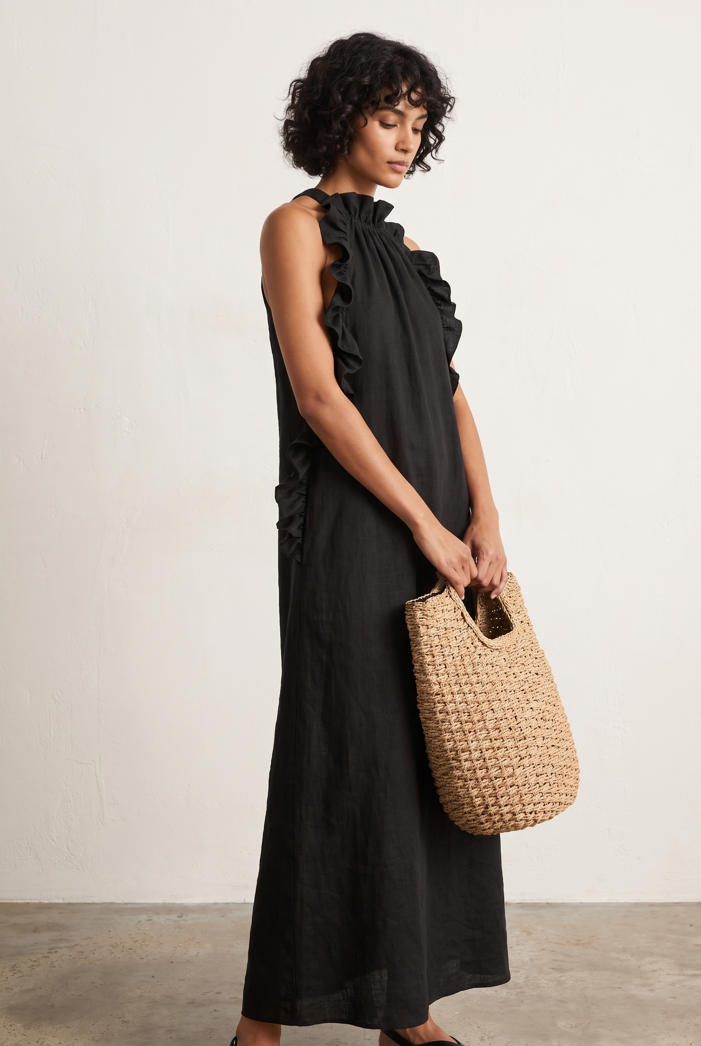Women's linen-blend ruffle sleeveless maxi dress in black
