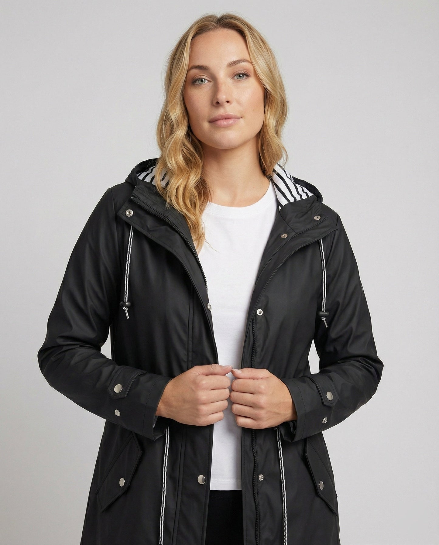 Women's hooded water-resistant spring rain jacket